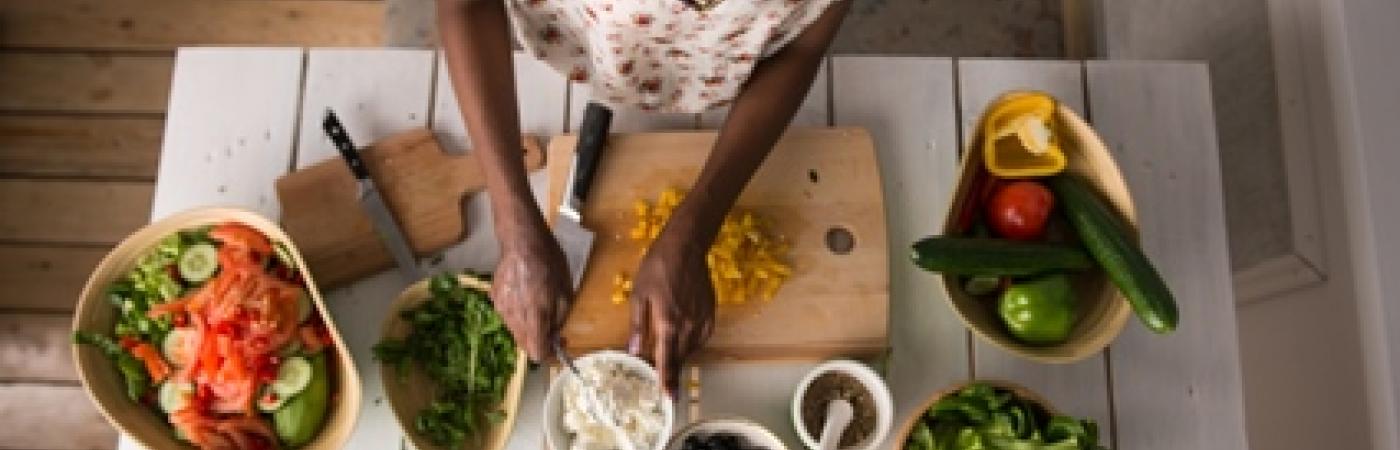 teen cooking