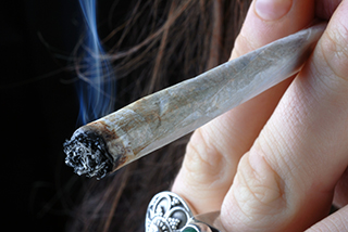 personsmokingjoint_article